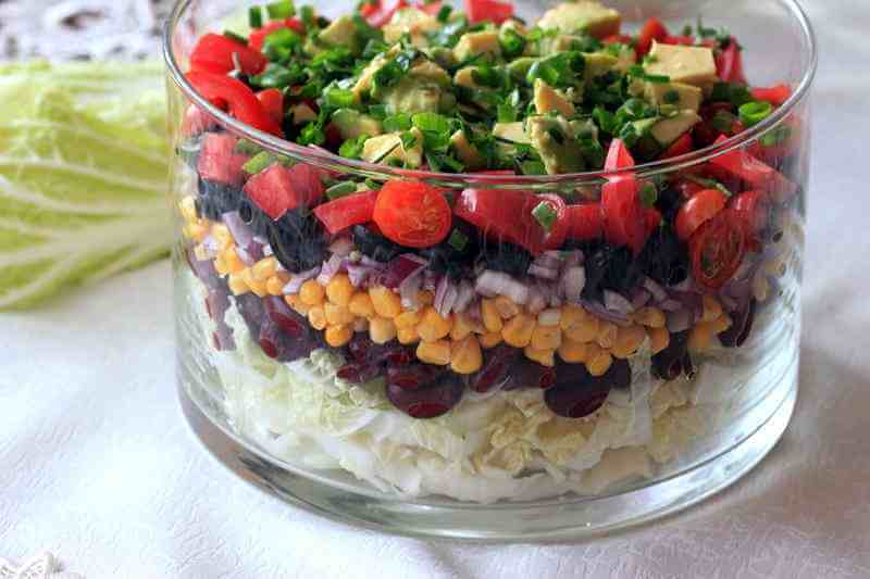 Слоеный овощной салат, пошаговый рецепт на ккал, фото, ингредиенты - Ирина Арканникова